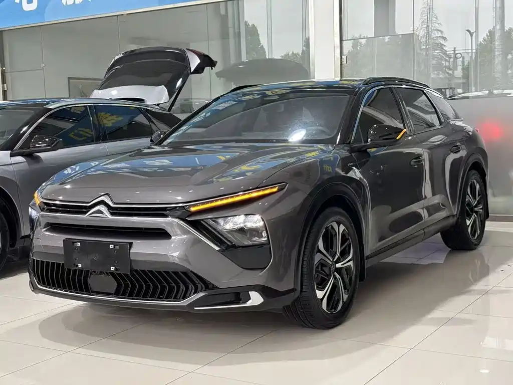 Citroën Versailles C5 X 2021