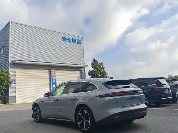 NIO ET5T 2024