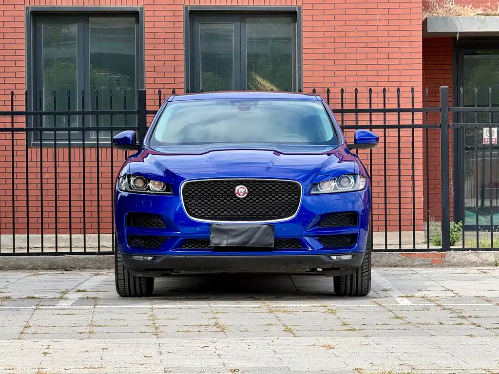 Jaguar F-PACE 2018 — фото 2