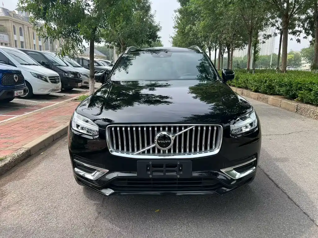 Volvo XC90 2022 — фото 2