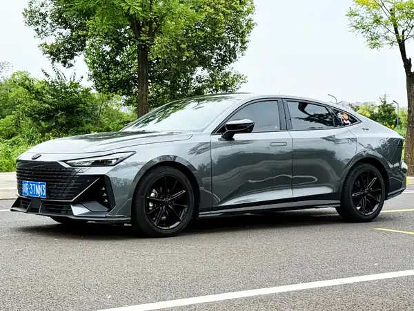 Changan UNI-V 2022