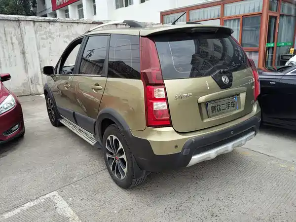 Dongfeng Jingyi X5 2015