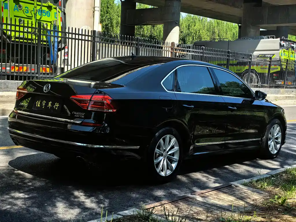 Volkswagen Passat 2016 — фото 3