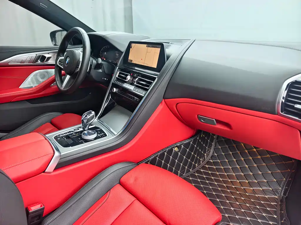 BMW 8 Series 2021 — фото 11