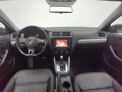 Volkswagen Sagitar 2015