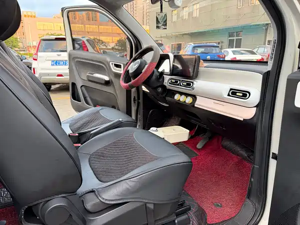 Wuling Hongguang MINIEV 2025