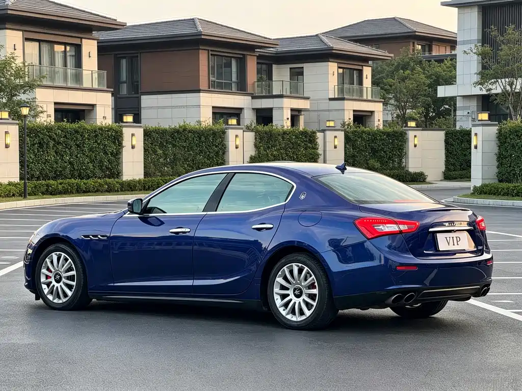 Maserati Ghibli 2016 — фото 9