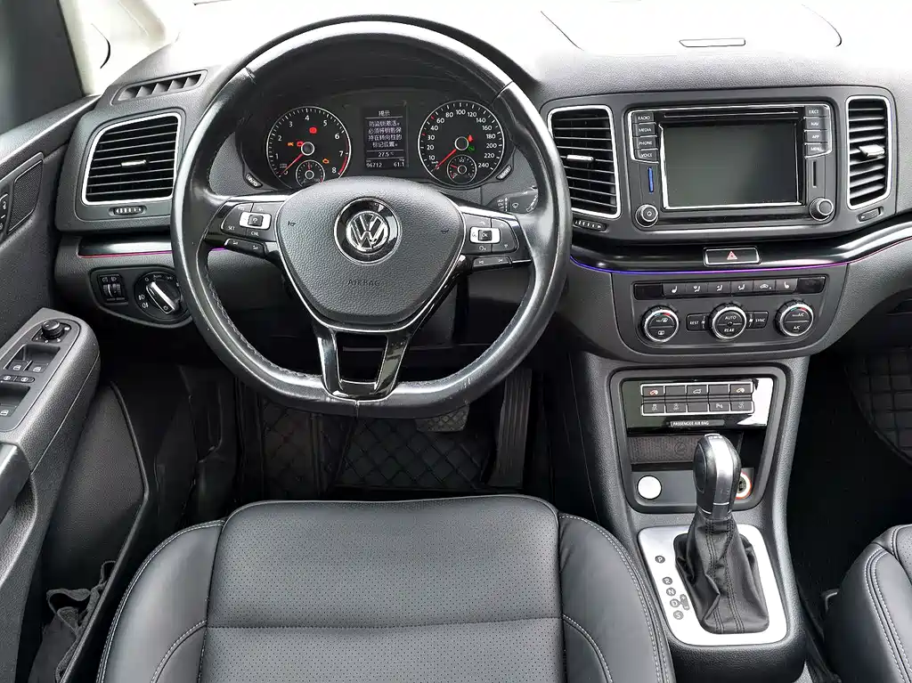 Volkswagen Sharan 2019 — фото 11