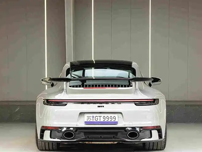 Porsche 911 2022 — фото 3
