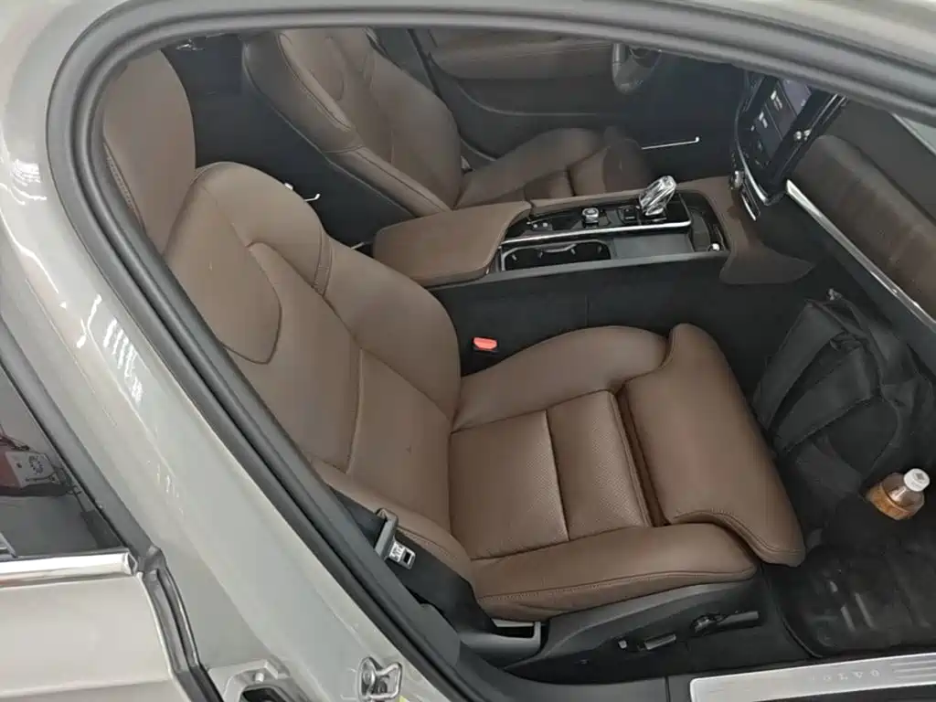 Volvo S90 2022 — фото 25