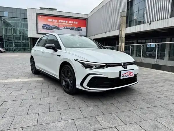 Volkswagen Golf 2023