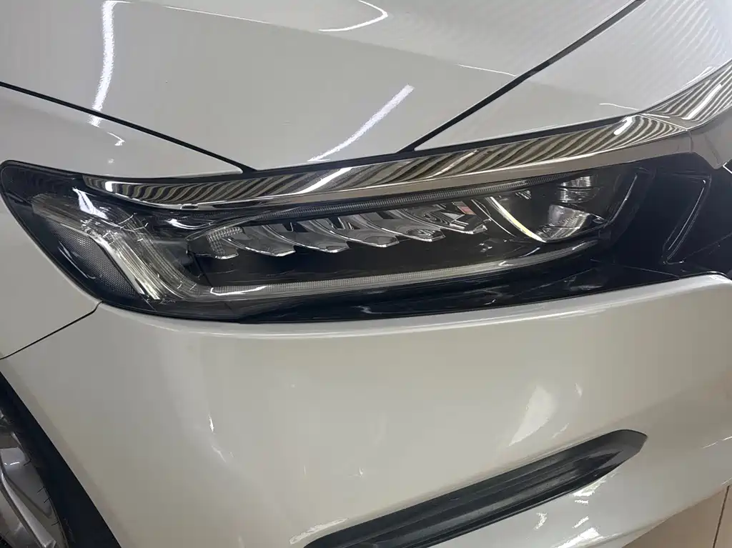 Honda Accord 2018 — фото 12