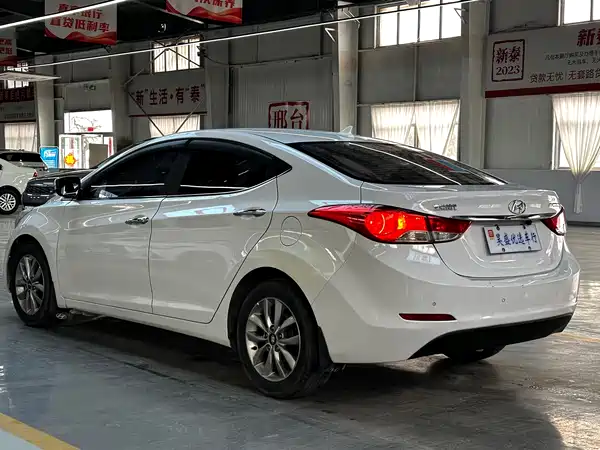 Hyundai Elantra Langdong 2016