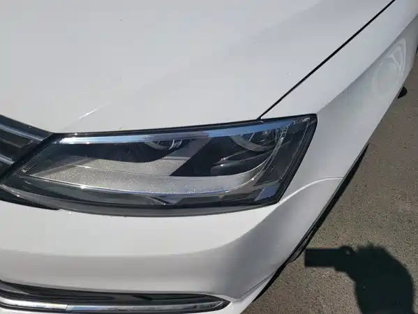 Volkswagen Sagitar 2018
