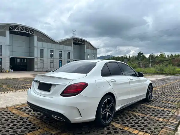 Mercedes-Benz C-Class 2020
