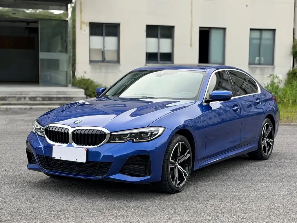 BMW 3 Series 2021