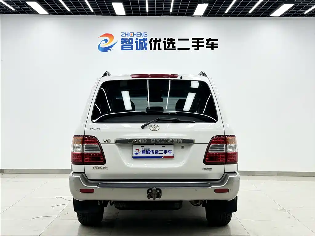 Toyota Land Cruiser 2006 — фото 3