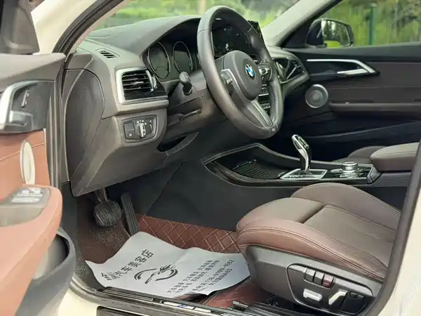 BMW 1 Series 2023