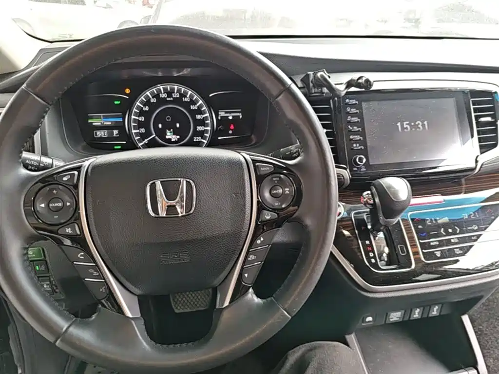 Honda Odyssey 2019 — фото 10