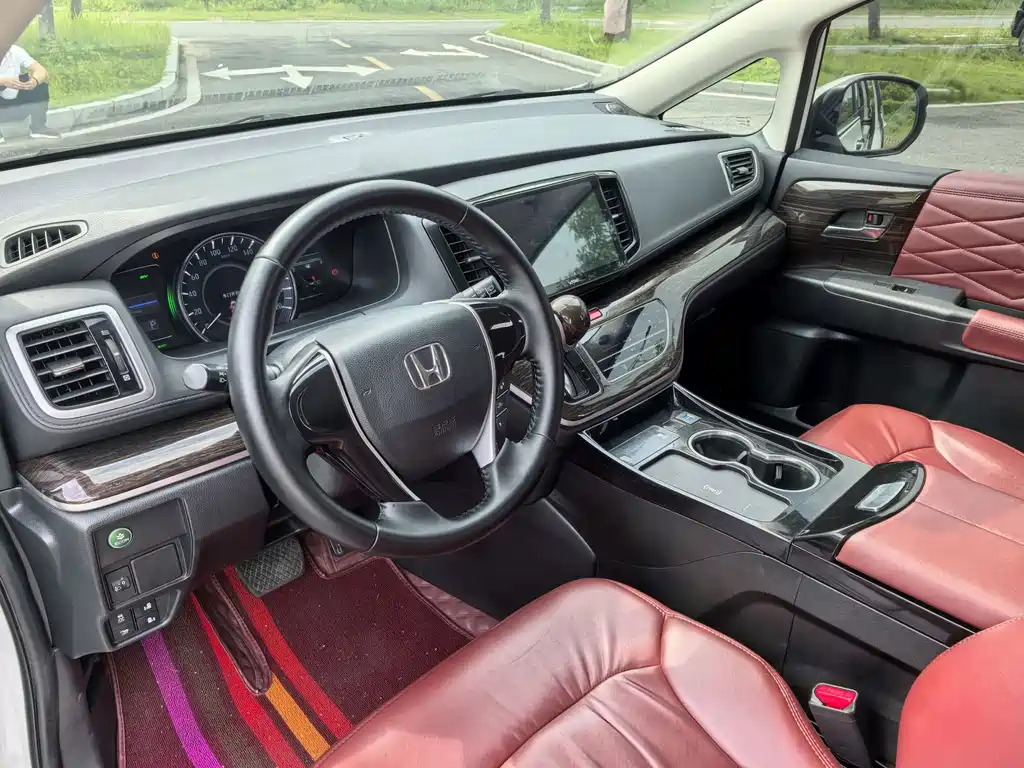 Honda Odyssey 2020 — фото 10