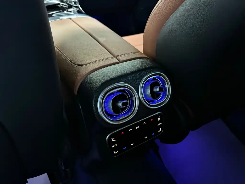 Mercedes-Benz GLC 2023 — фото 9