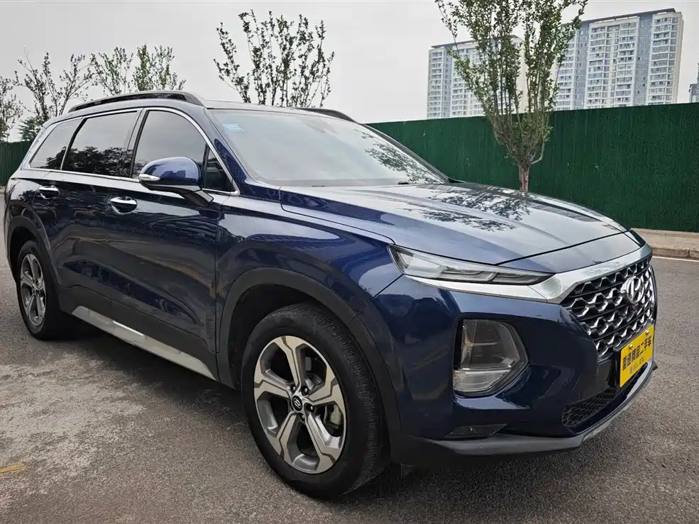 Hyundai Santa Fe 2020 — фото 1