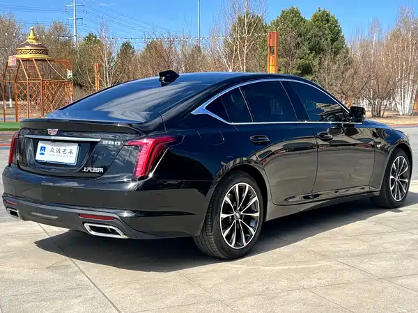 Cadillac CT5 2025