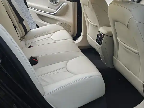 Roewe e950 2017