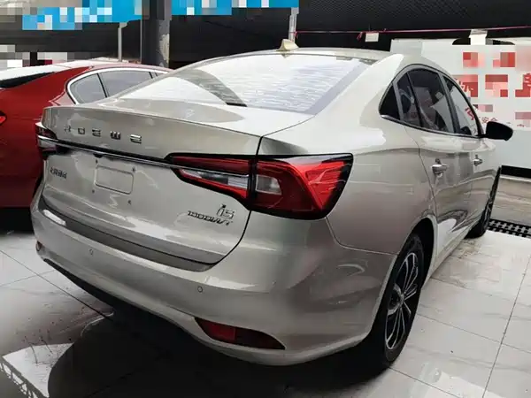 Roewe i5 2020