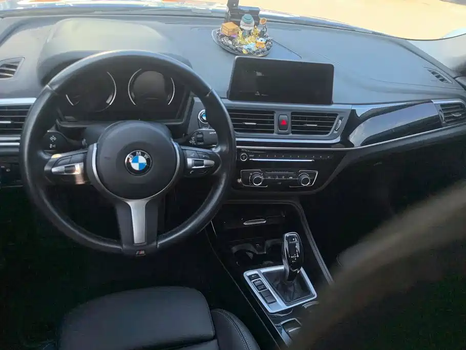 BMW 1 Series 2020 — фото 12