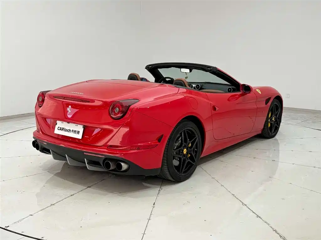 Ferrari California T 2015 — фото 8