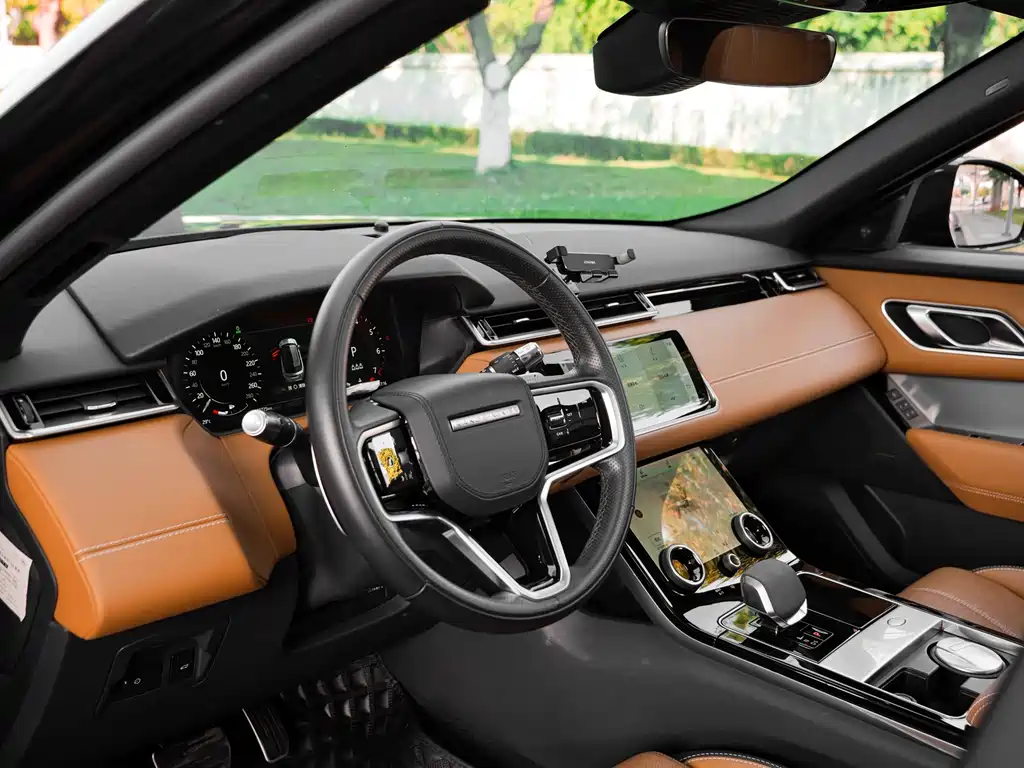 Land Rover Velar 2022 — фото 15