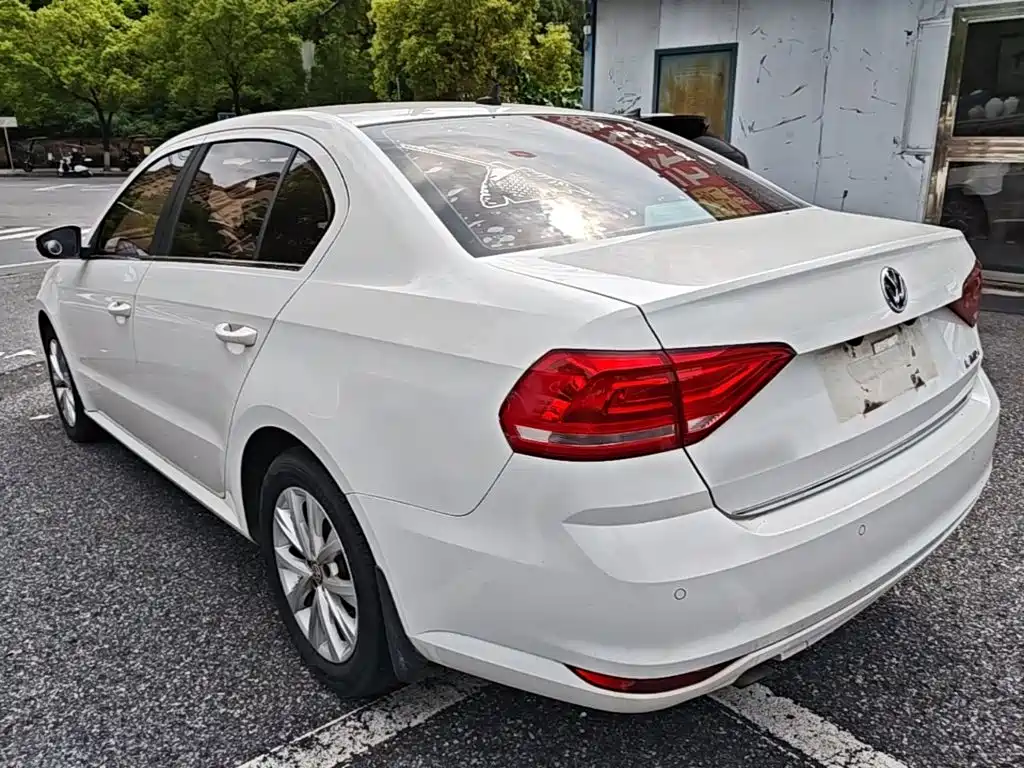Volkswagen Lavida 2018 — фото 5