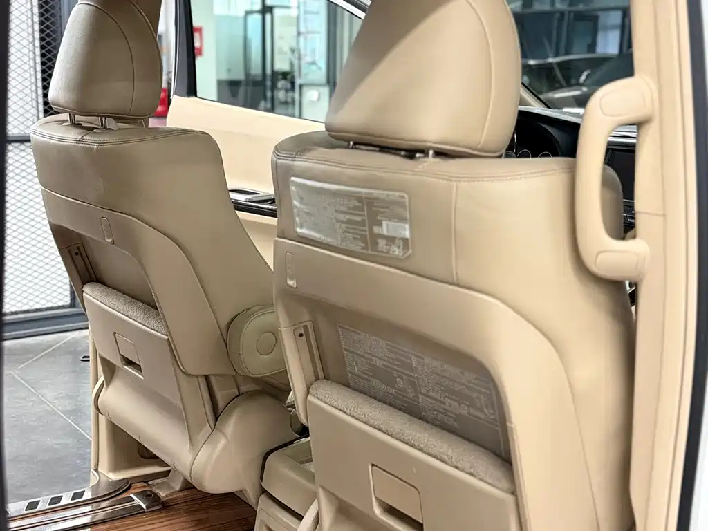 Toyota Alphard 2012 — фото 17