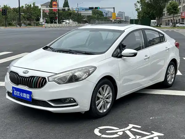 Kia K3 2016