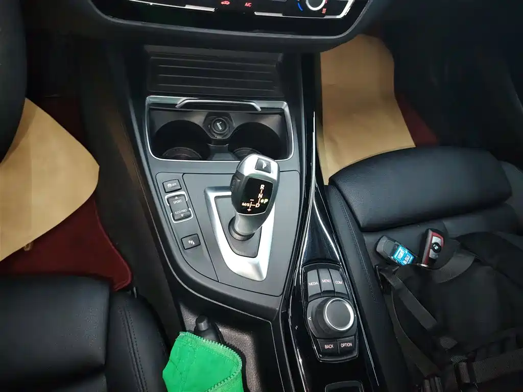 BMW 2 Series 2019 — фото 11