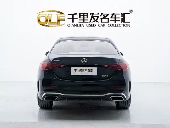 Mercedes-Benz C-Class 2024