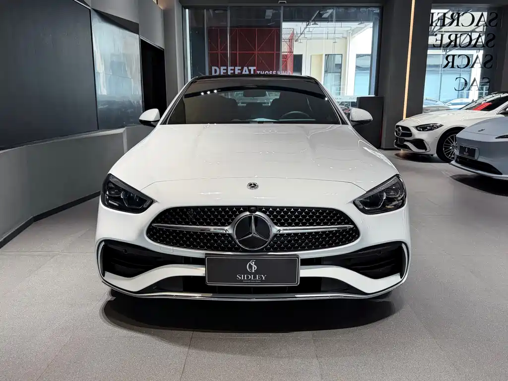 Mercedes-Benz C-Class 2023 — фото 2