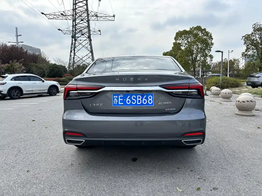 Roewe MAX 2021