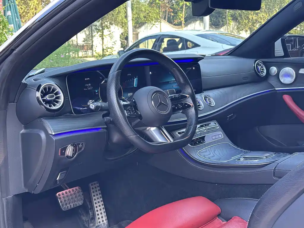 Mercedes-Benz E-Class 2022 — фото 10