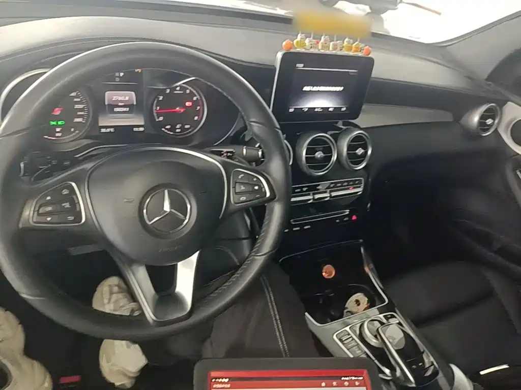 Mercedes-Benz GLC 2016 — фото 10