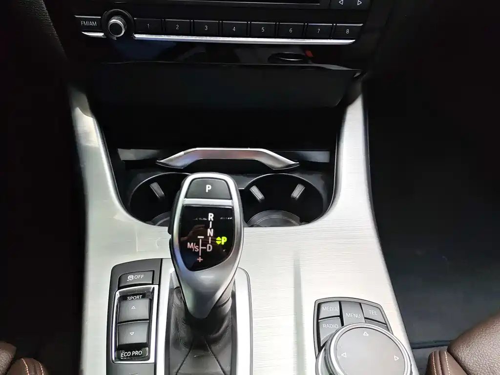 BMW X4 2015 — фото 16