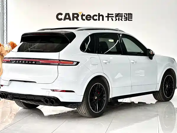 Porsche Cayenne 2011