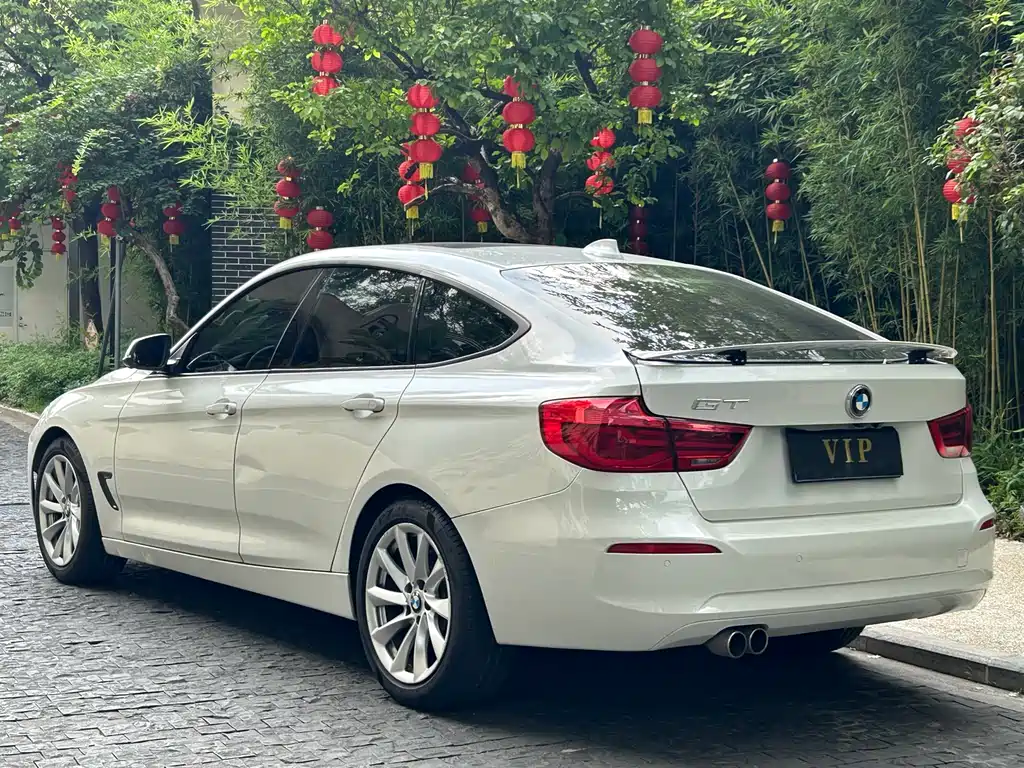 BMW 3 Series GT 2018 — фото 7