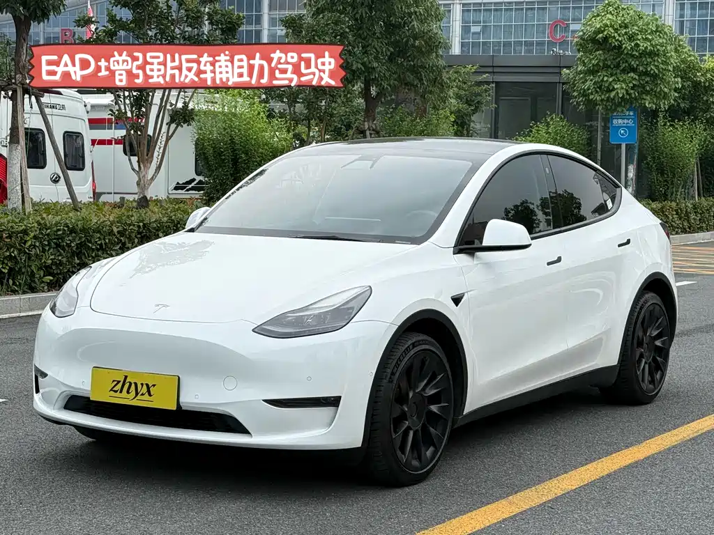 Tesla Model Y 2022 — фото 1