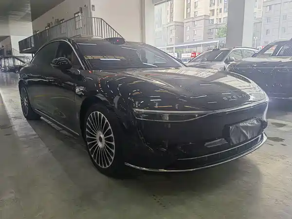 Stelato S9 2025