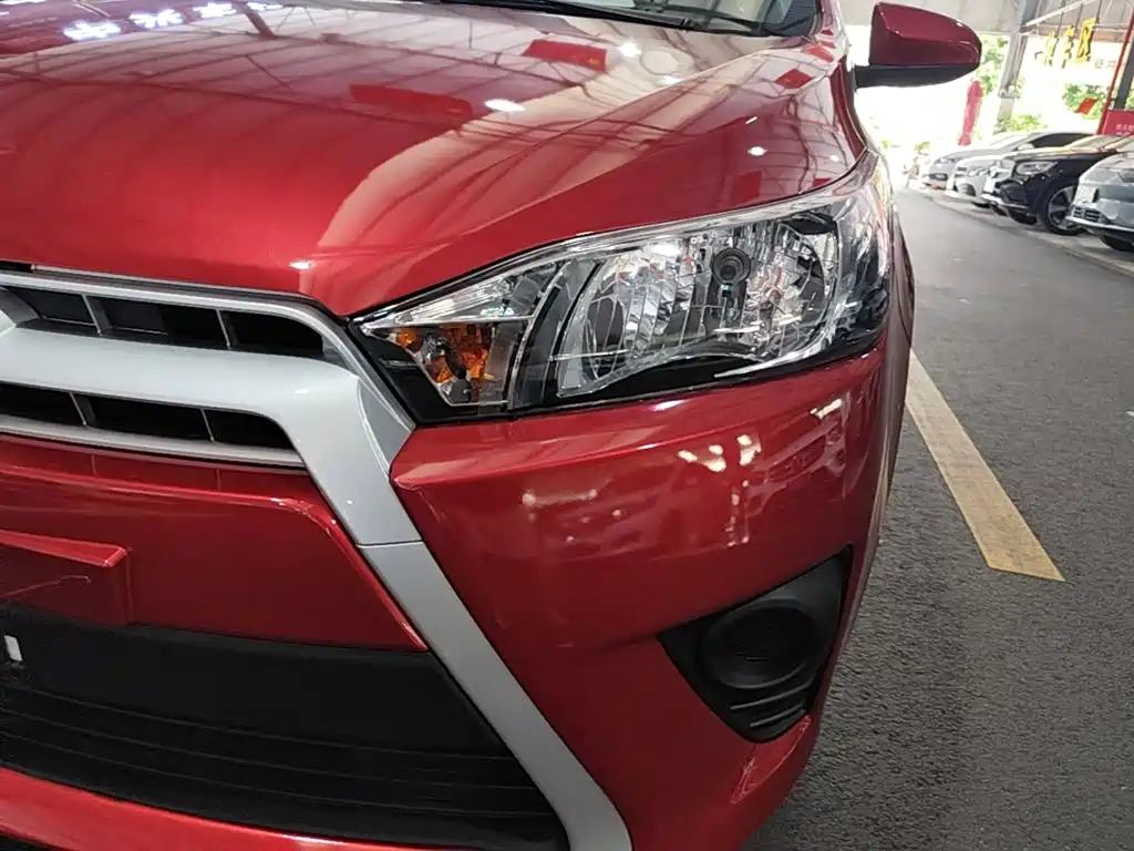 Toyota Yaris L 2016 — фото 24