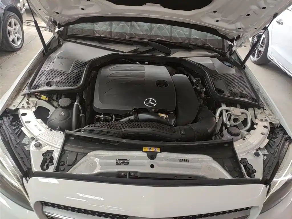 Mercedes-Benz C-Class 2020 — фото 20