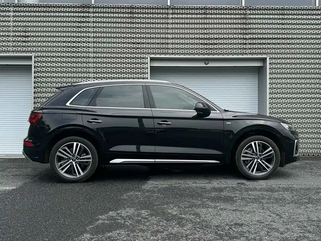 Audi Q5L 2022 — фото 4