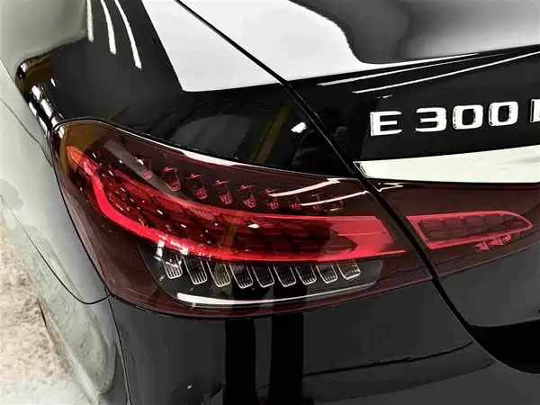 Mercedes-Benz E-Class 2024